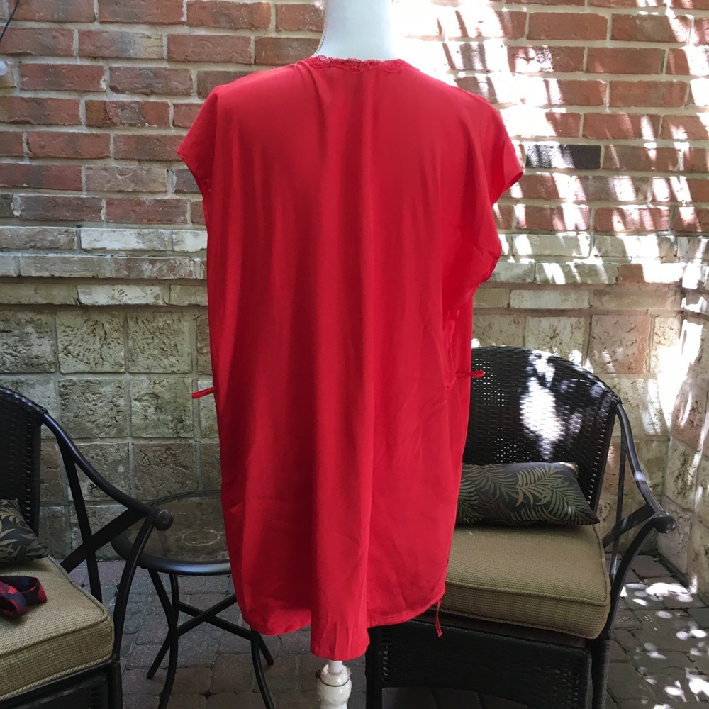 Victoria’s Secret Red Sleep Robe - Picture 6 of 8